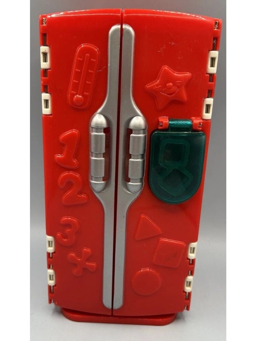 Play-Doh Red Refrigerator Press And Mold Toy Hasbro 2004